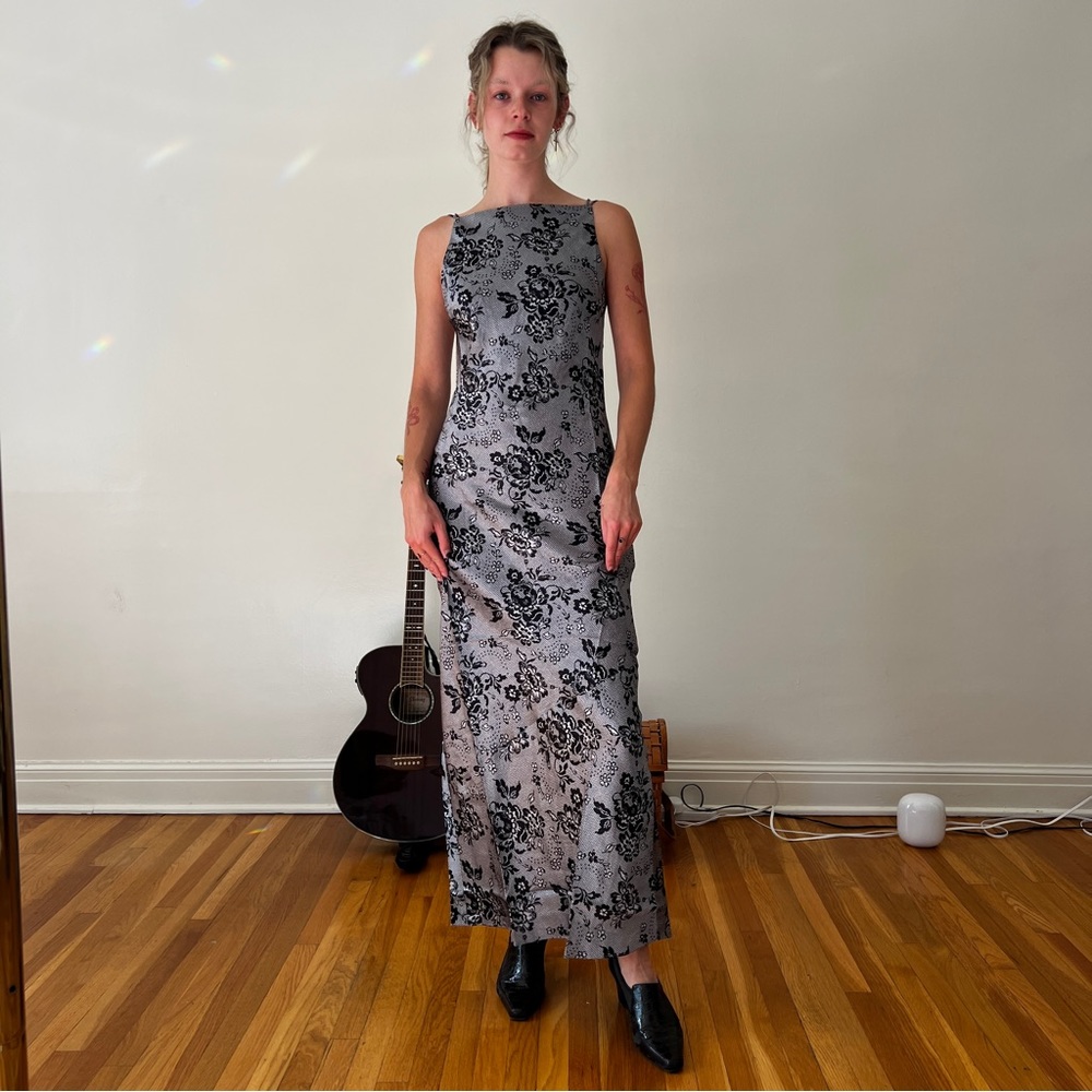 Reformation Adkins Dress | Lacy 🕸Silk🕸 🎉SALE🎀 NEW - Picture 3 of 14